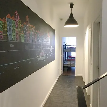 Alive Hostal