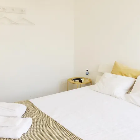 Hostal Alive *